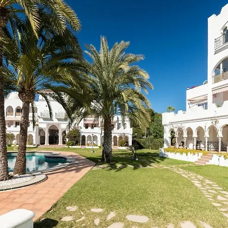Al Khalif Atico Penthouse Apartment *